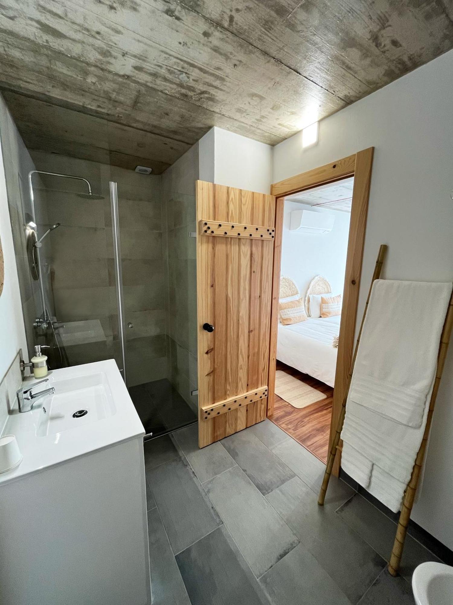 Santa Cruz Dive House Padi Dive Resort 西尔维拉 外观 照片