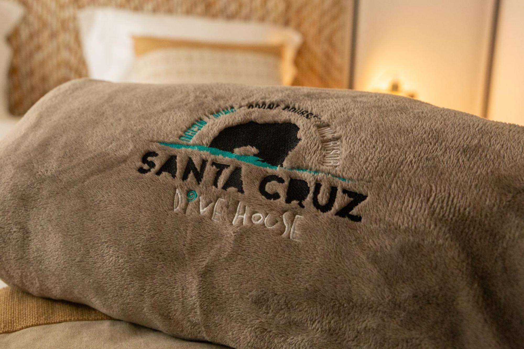 Santa Cruz Dive House Padi Dive Resort 西尔维拉 外观 照片